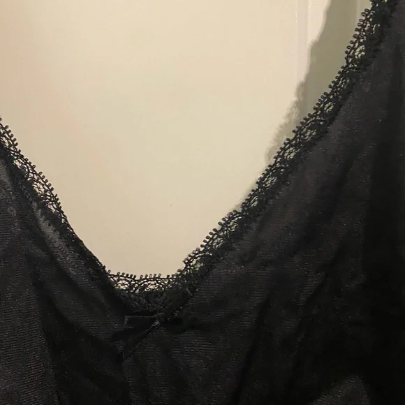 Slip Sleep Top - Picture 2 of 2